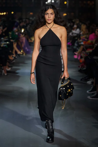 Look 49